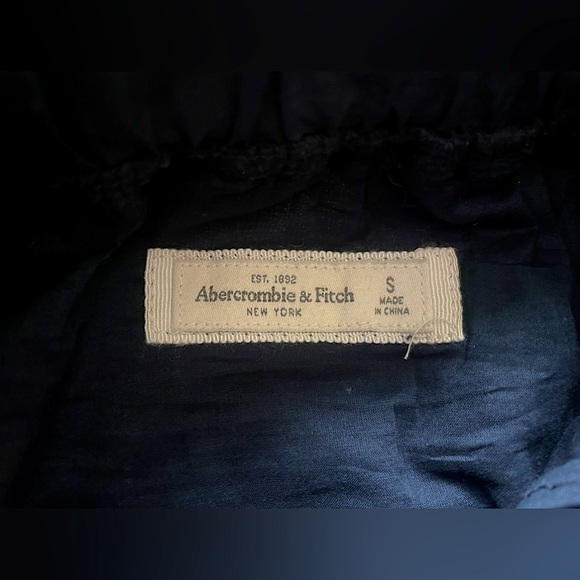 Abercrombie & Fitch Navy Blue Lace Skirt - Picture 3 of 3